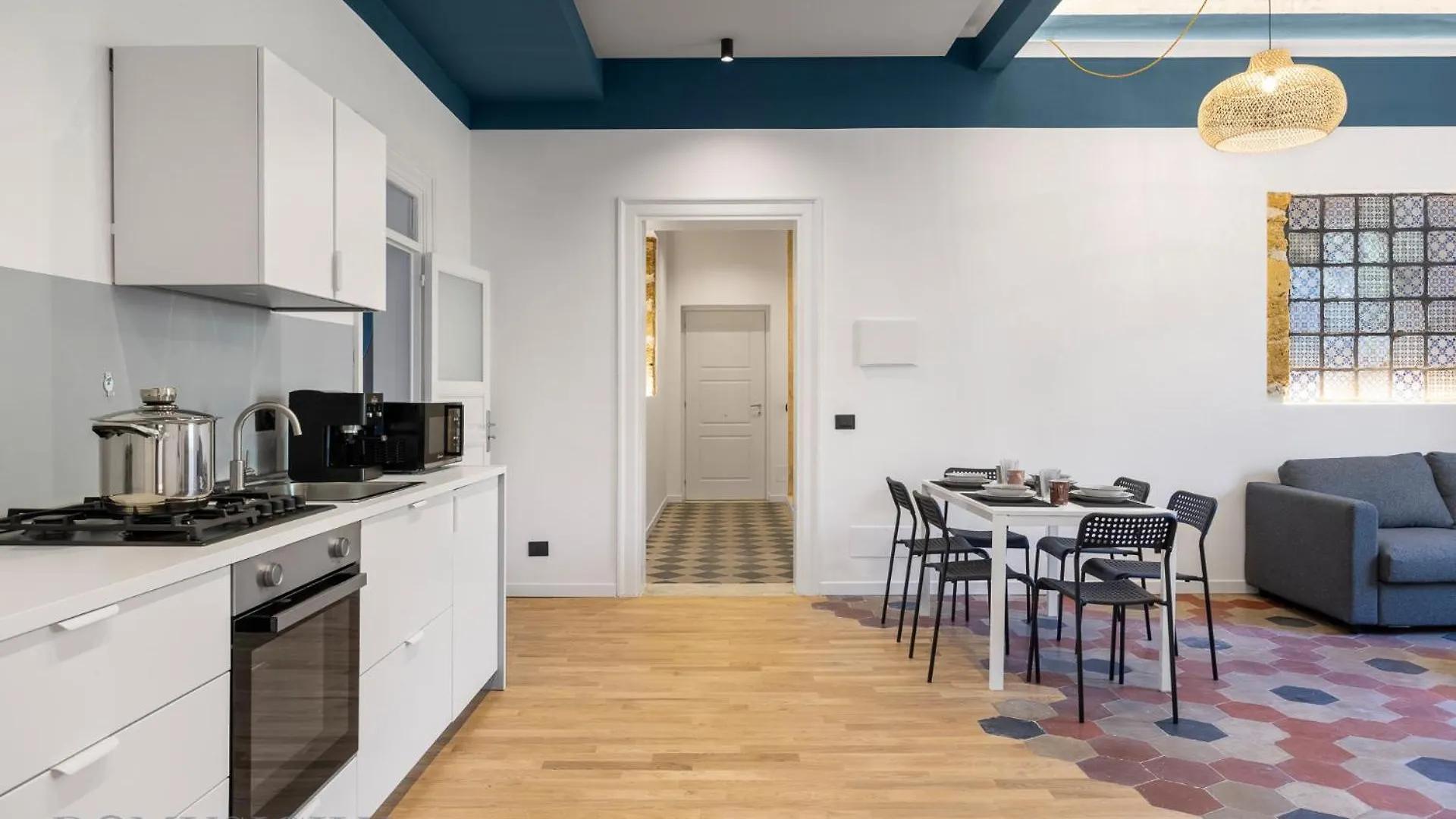 Real Tenuta Apartments By Domus Sicily Палермо